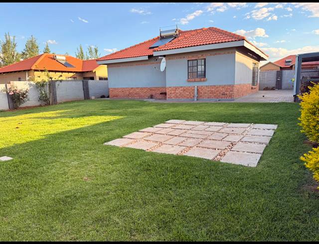 3 BEDROOM HOUSE FOR SALE IN WATERKLOOF EAST